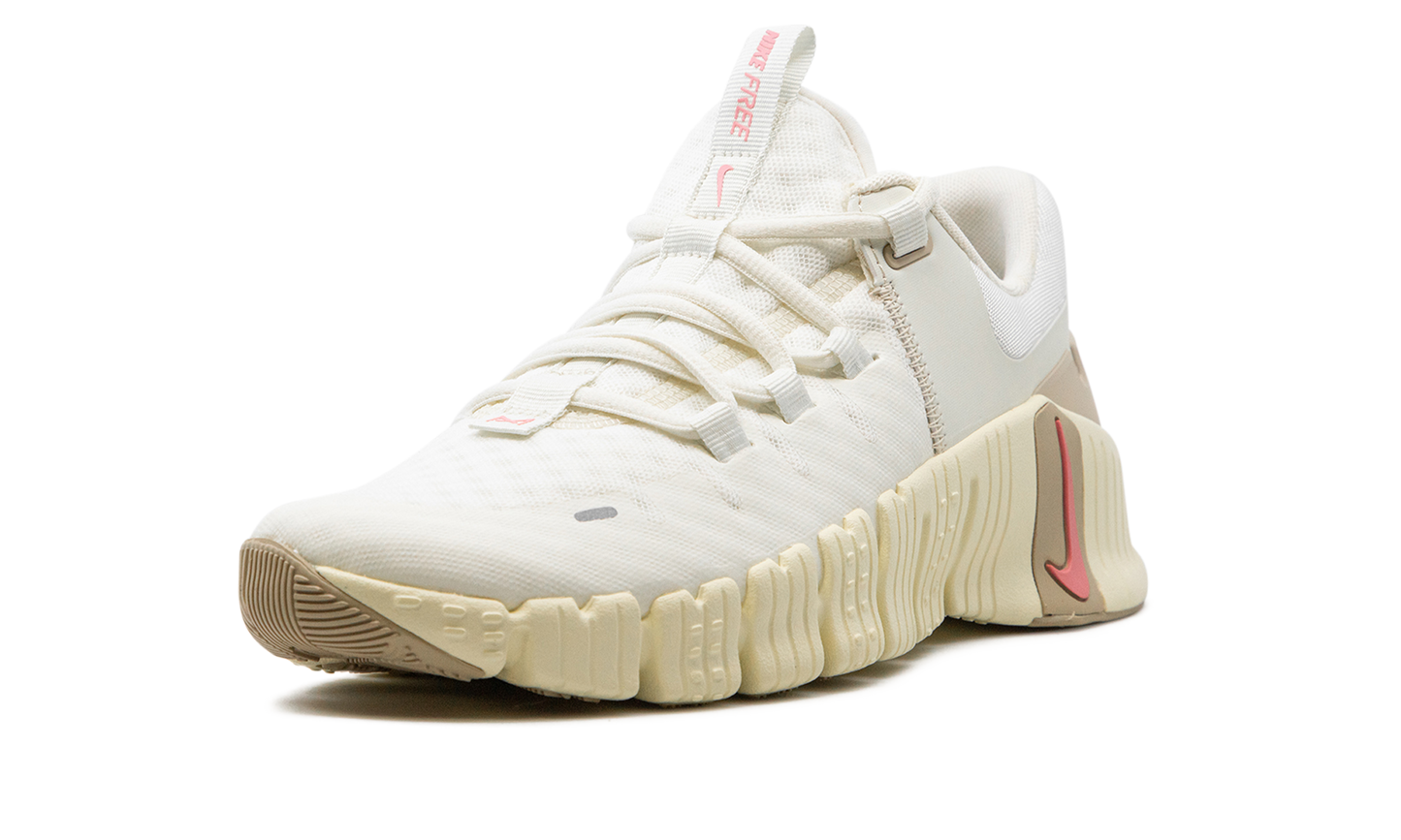 Free Metcon 5 WMNS  Sail Sanddrift