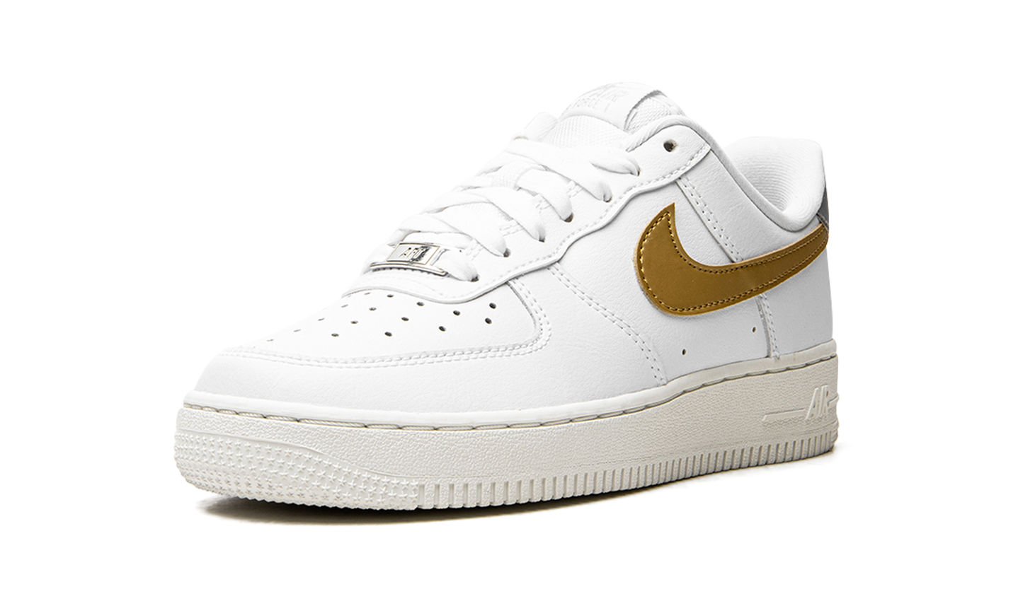 AIR FORCE 1 MNS WMNS  White / Gold / Silver