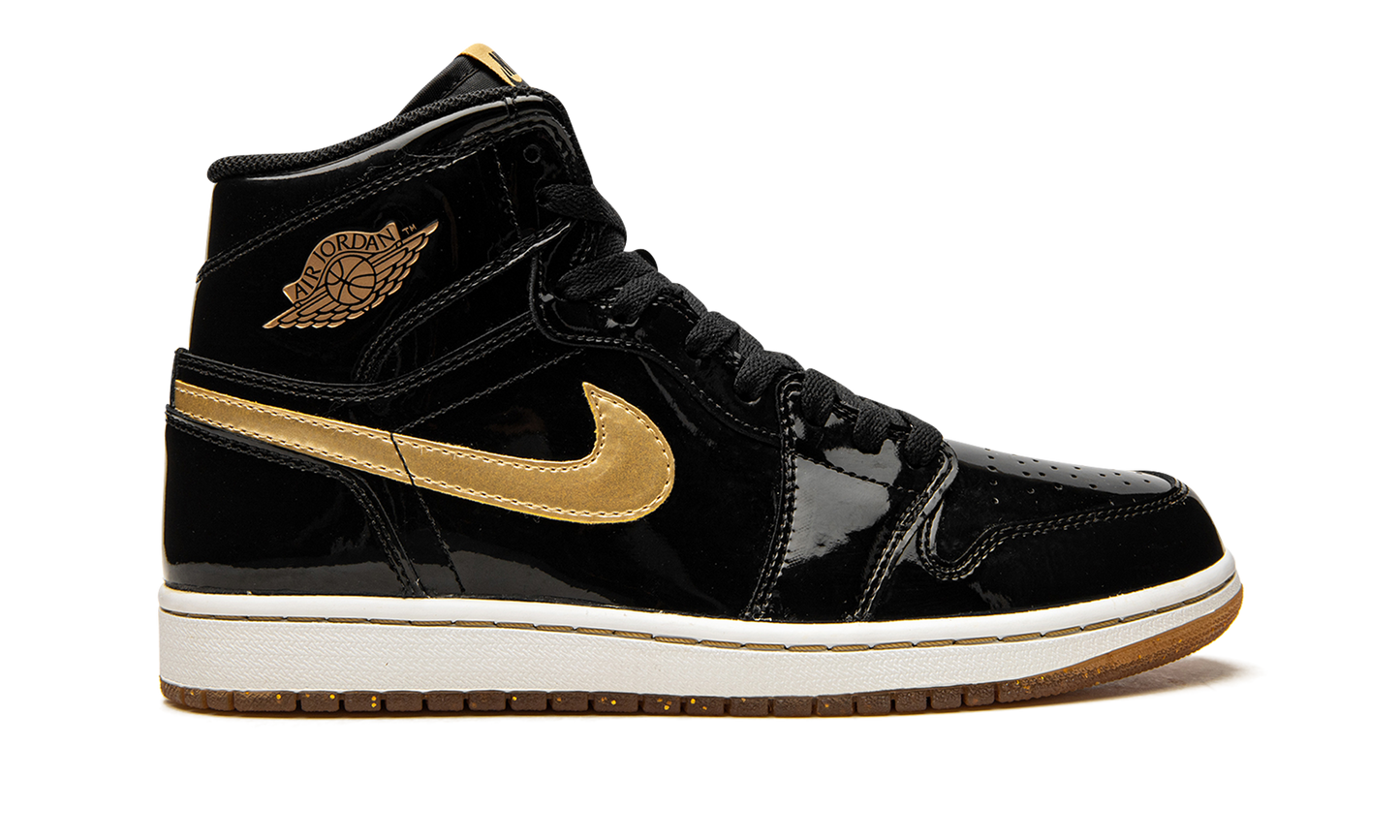 Air Jordan 1 Retro High OG  Black/Metallic Gold