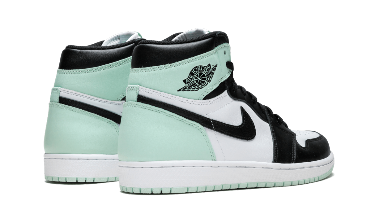 Air Jordan 1 Retro High OG NRG  Igloo
