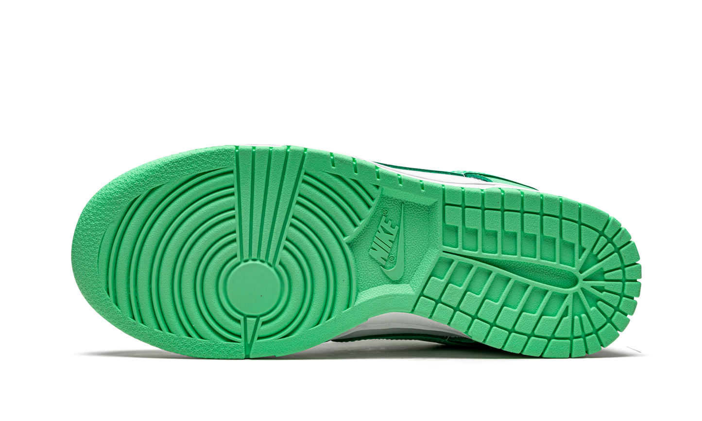DUNK LOW WMNS  Green Glow