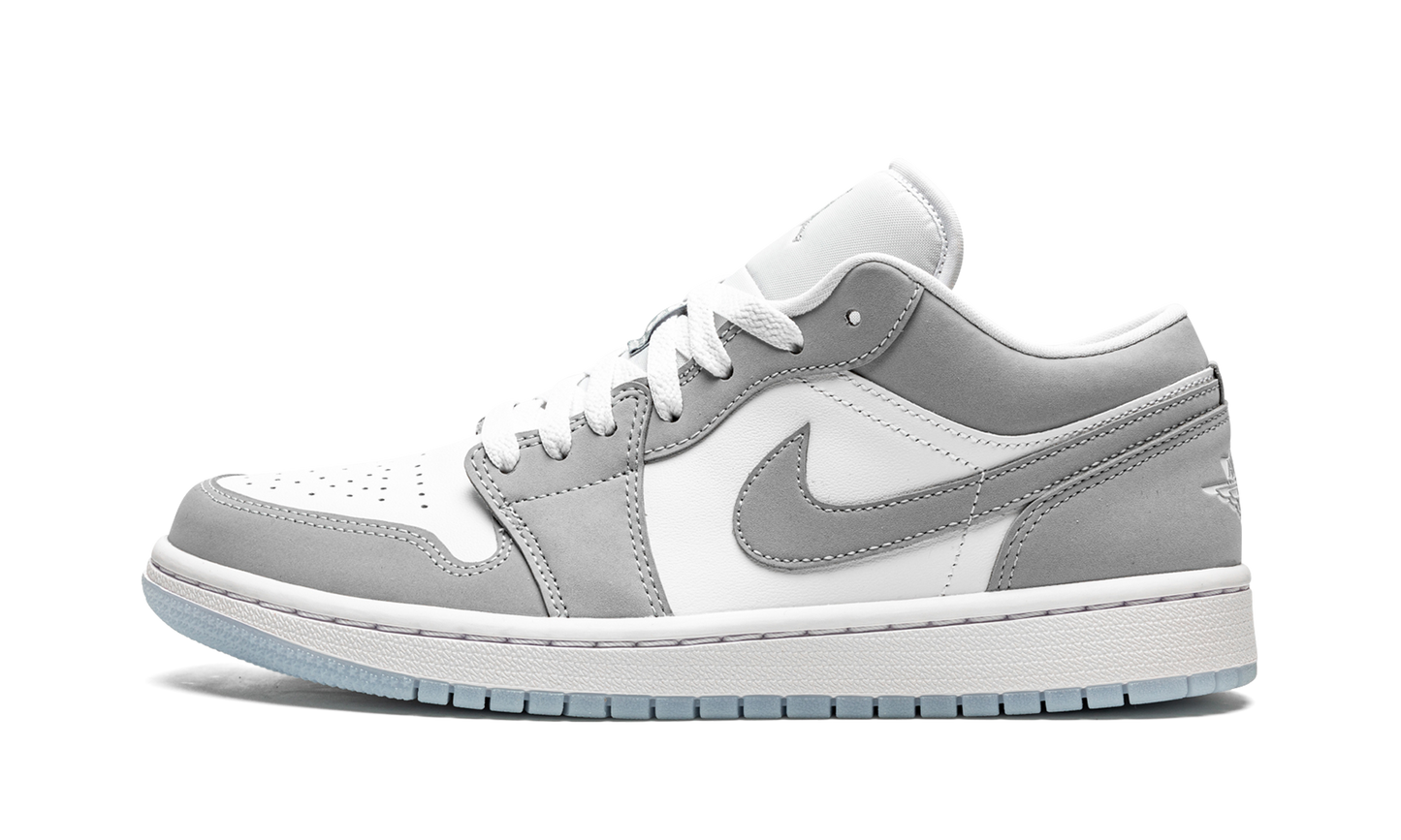 AIR JORDAN 1 LOW WMNS  White / Wolf Grey