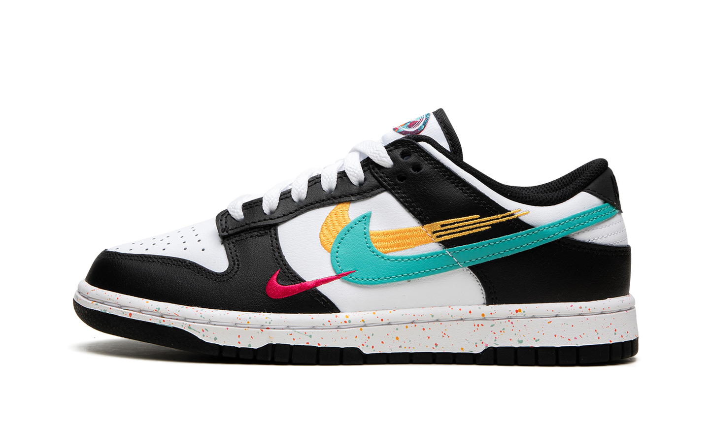 DUNK LO MNS WMNS  Lunar New Year - Multi-Swoosh