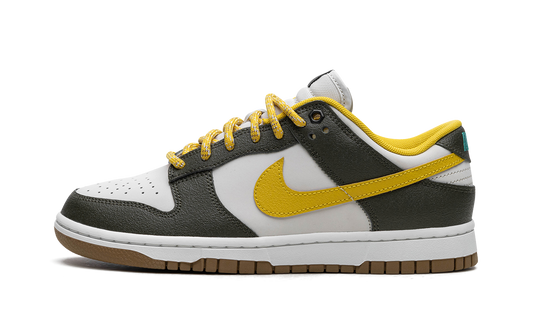 Dunk Low  Cargo Khaki / Vivid Sulfur
