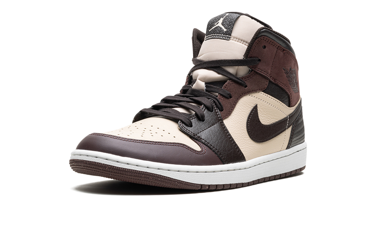 Air Jordan 1 Mid Se  Velvet Brown