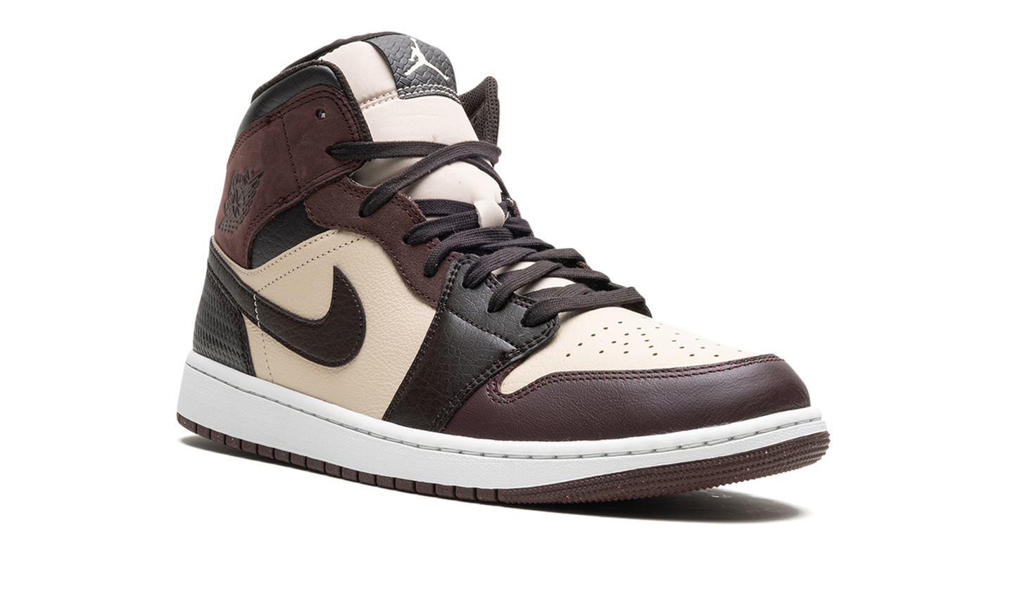 Air Jordan 1 Mid Se  Velvet Brown