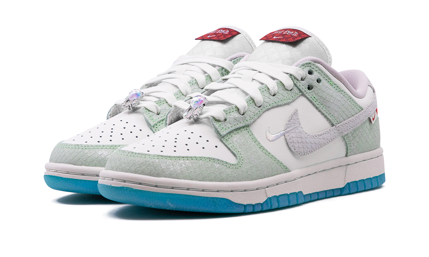 Dunk Low LX WMNS  Year of the Dragon 2024
