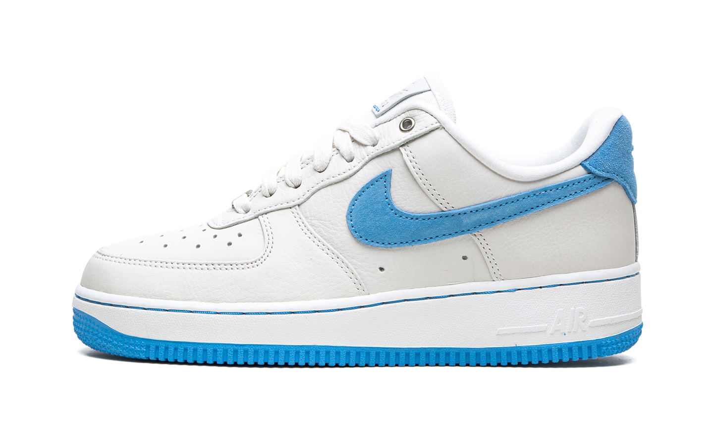 AIR FORCE 1 LO LXX MNS WMNS  University Blue