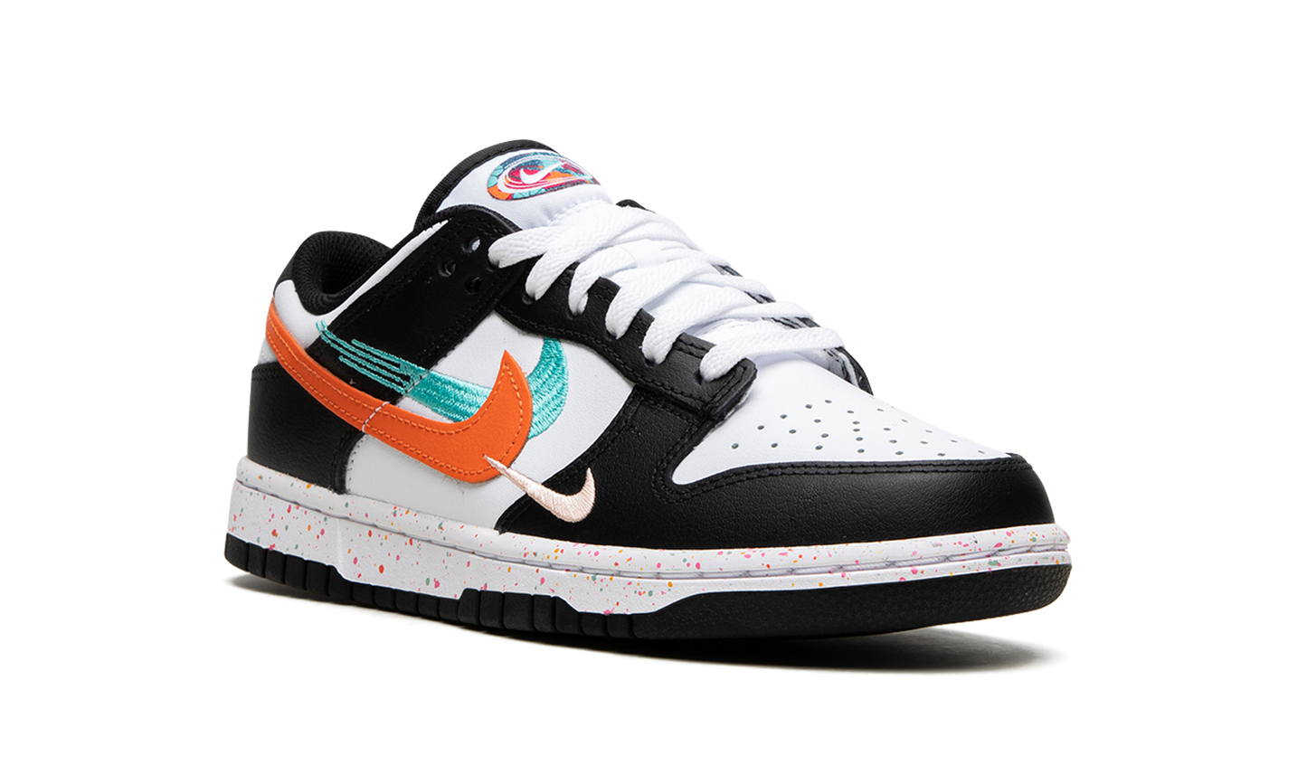 DUNK LO MNS WMNS  Lunar New Year - Multi-Swoosh