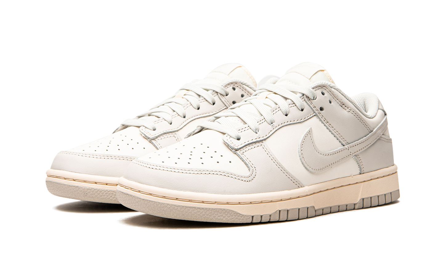 DUNK LO MNS WMNS  Light Bone