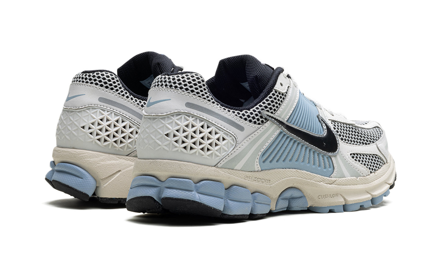Air Zoom Vomero 5 WMNS  LIGHT ARMORY BLUE