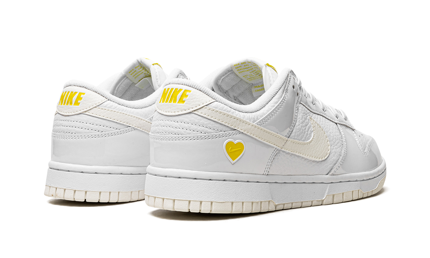 DUNK LO MNS WMNS  Yellow Heart