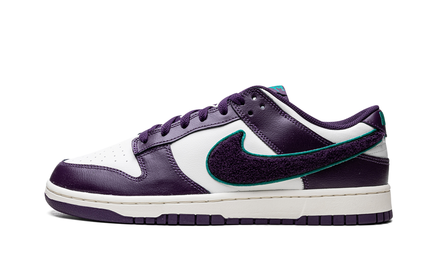 Dunk Low  Chenille Swoosh - Grand Purple
