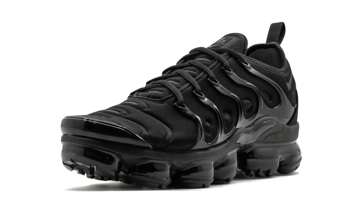 Air Vapormax Plus  Triple Black
