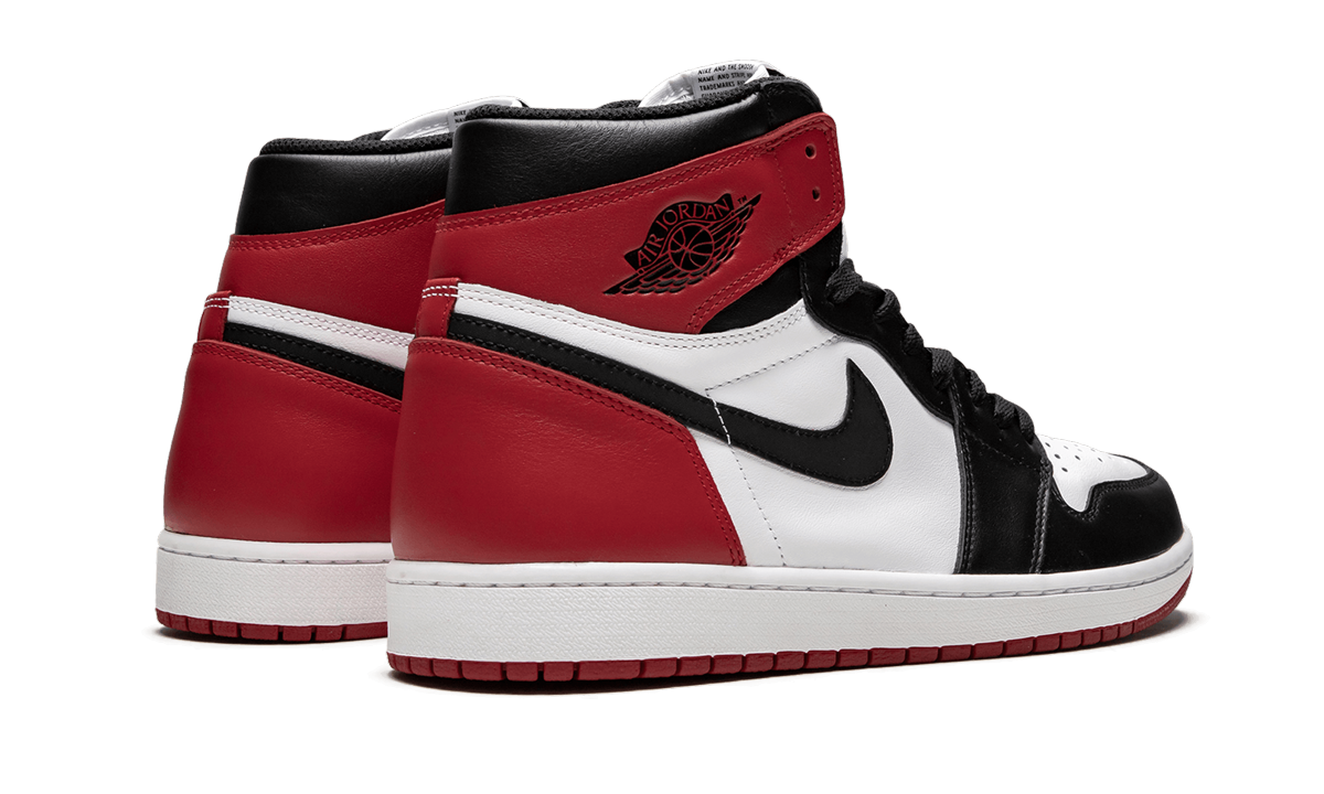Air Jordan 1 Retro High OG  Black Toe 2016