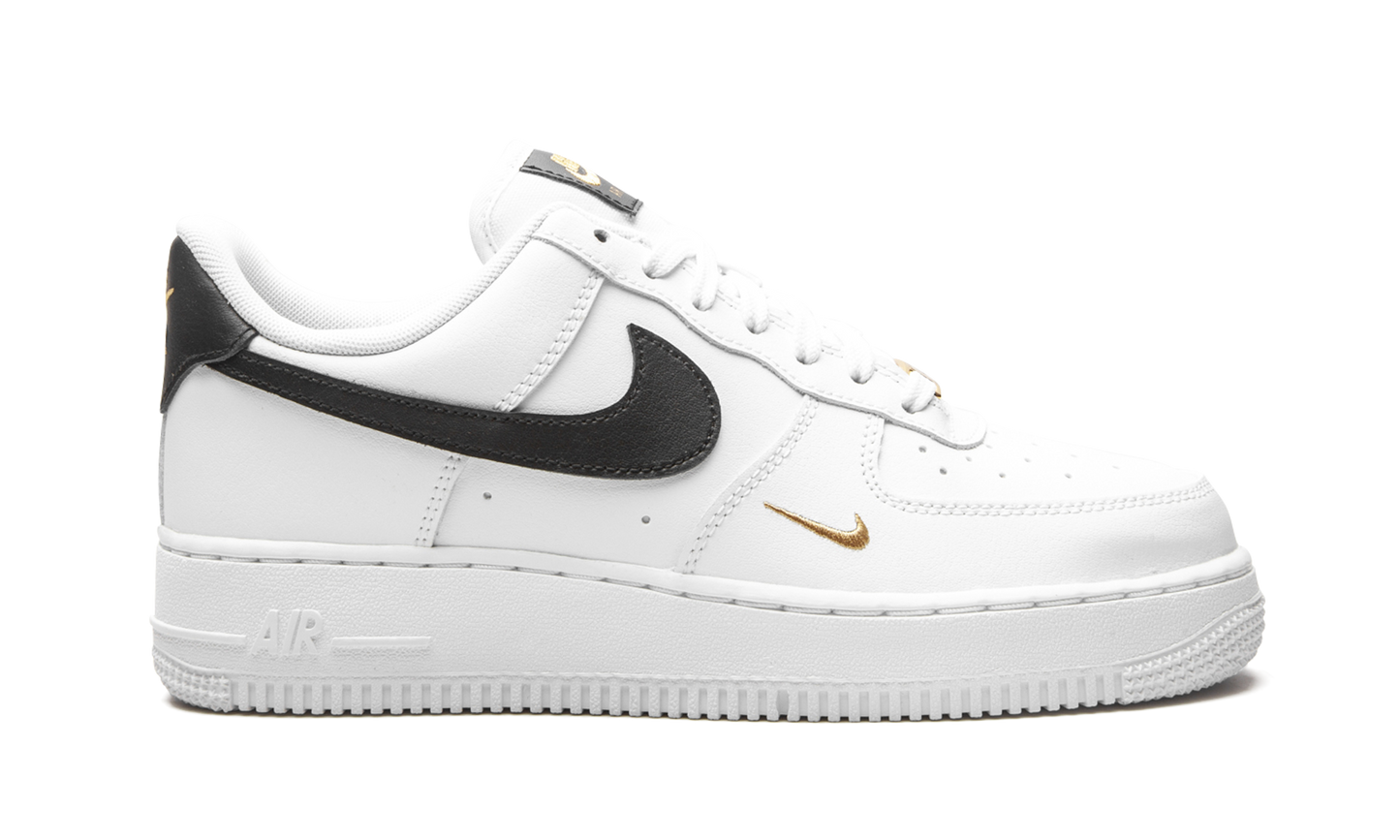 AIR FORCE 1 LO ESSENTIAL MNS WMNS  White / Black / Gold