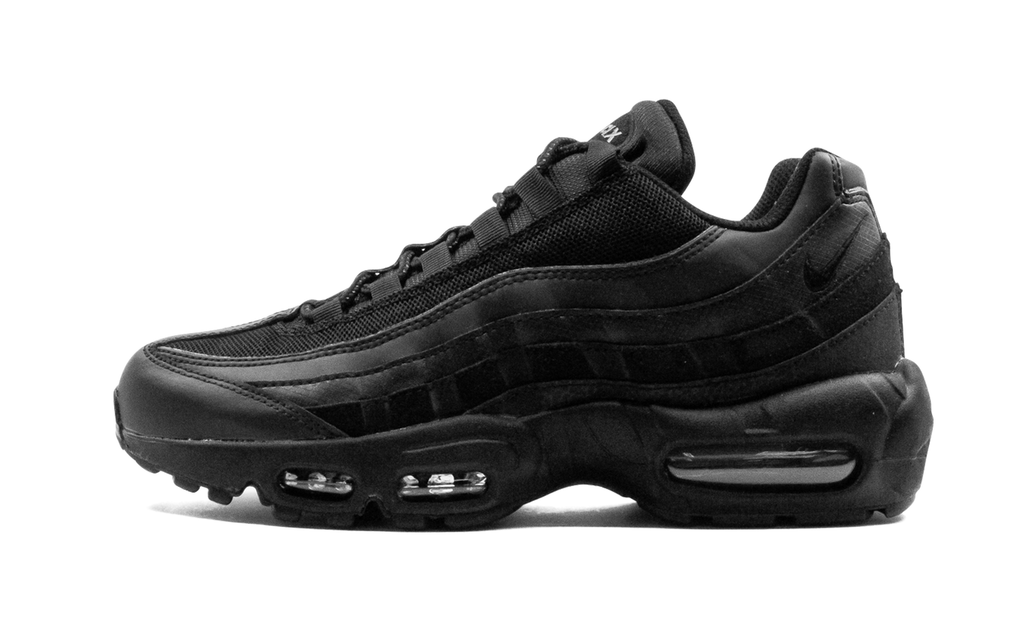 Air Max 95 Essential  Triple Black