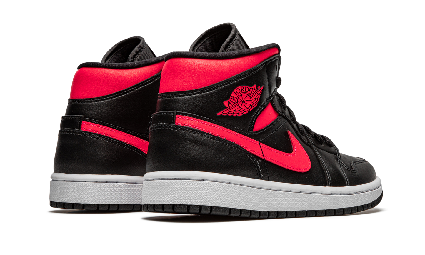 AIR JORDAN 1 MID WMNS  Siren Red