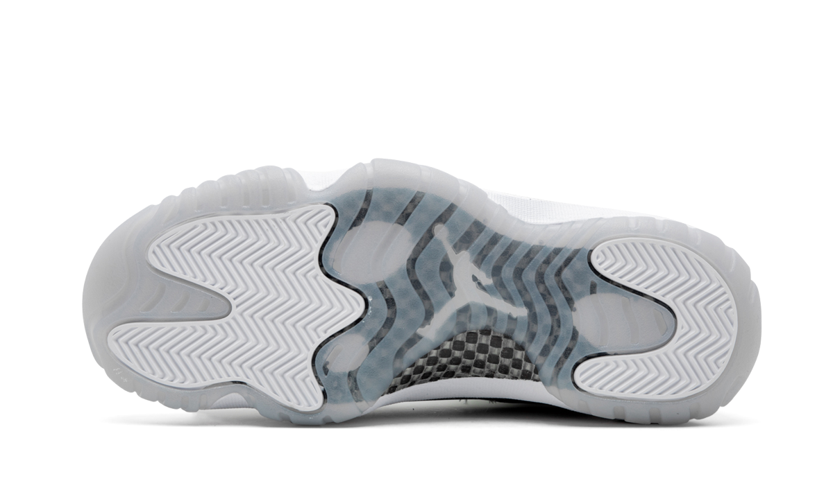 AIR JORDAN 11 RETRO WMNS  METALLIC SILVER