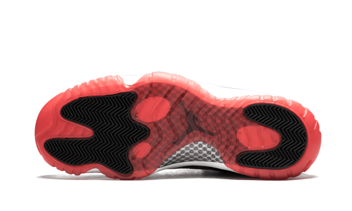 Air Jordan 11 Retro Low  Bred