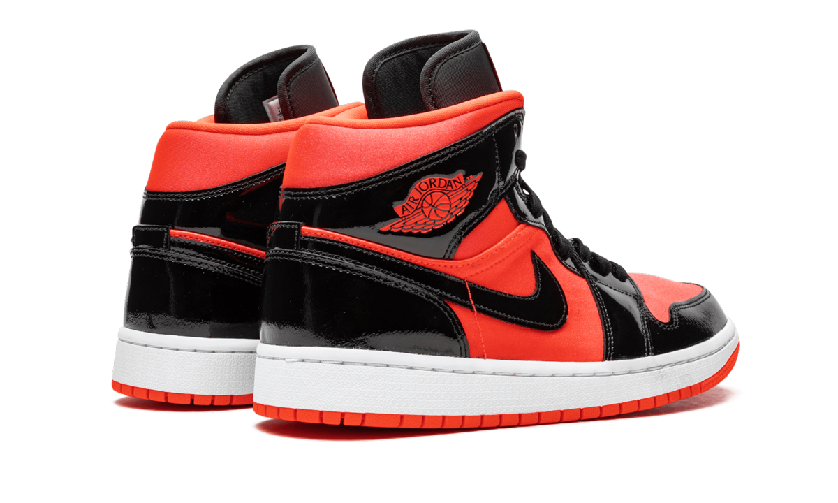 AIR JORDAN 1 MID WMNS  Hot Punch