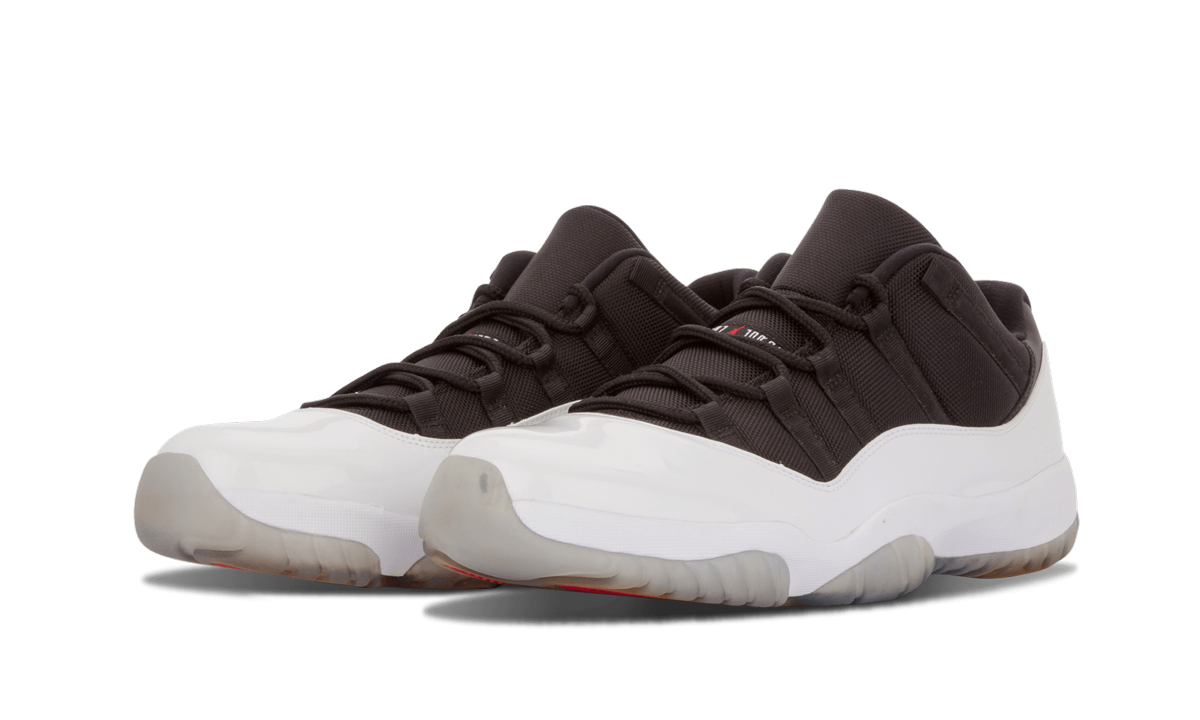 Air Jordan 11 Retro Low  Tuxedo