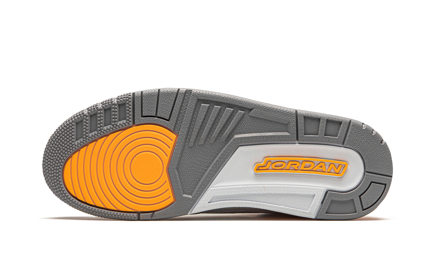 AIR JORDAN 3 RETRO WMNS  Laser Orange