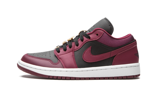 AIR JORDAN 1 LO SE WMNS  Beetroot
