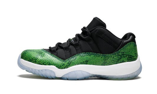 Air Jordan 11 Retro Low  Nightshade