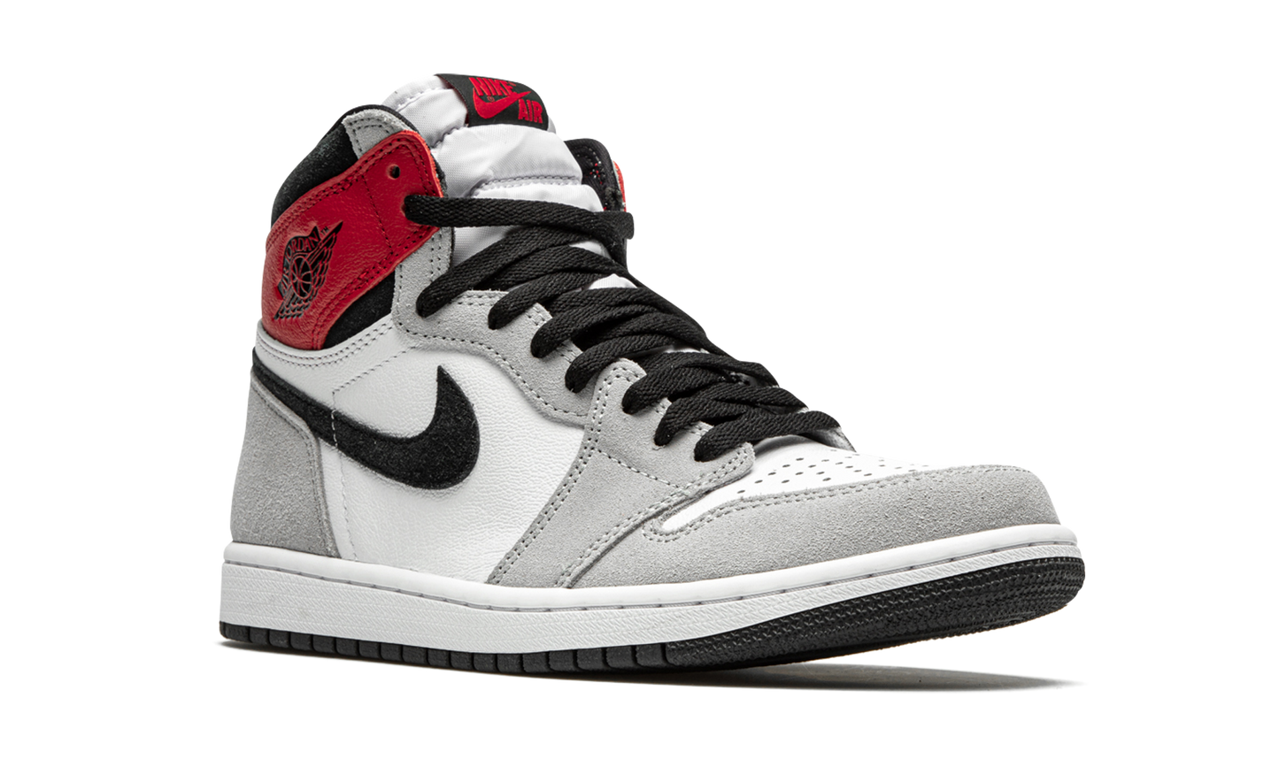 Air Jordan 1 Retro High OG  Light Smoke Grey