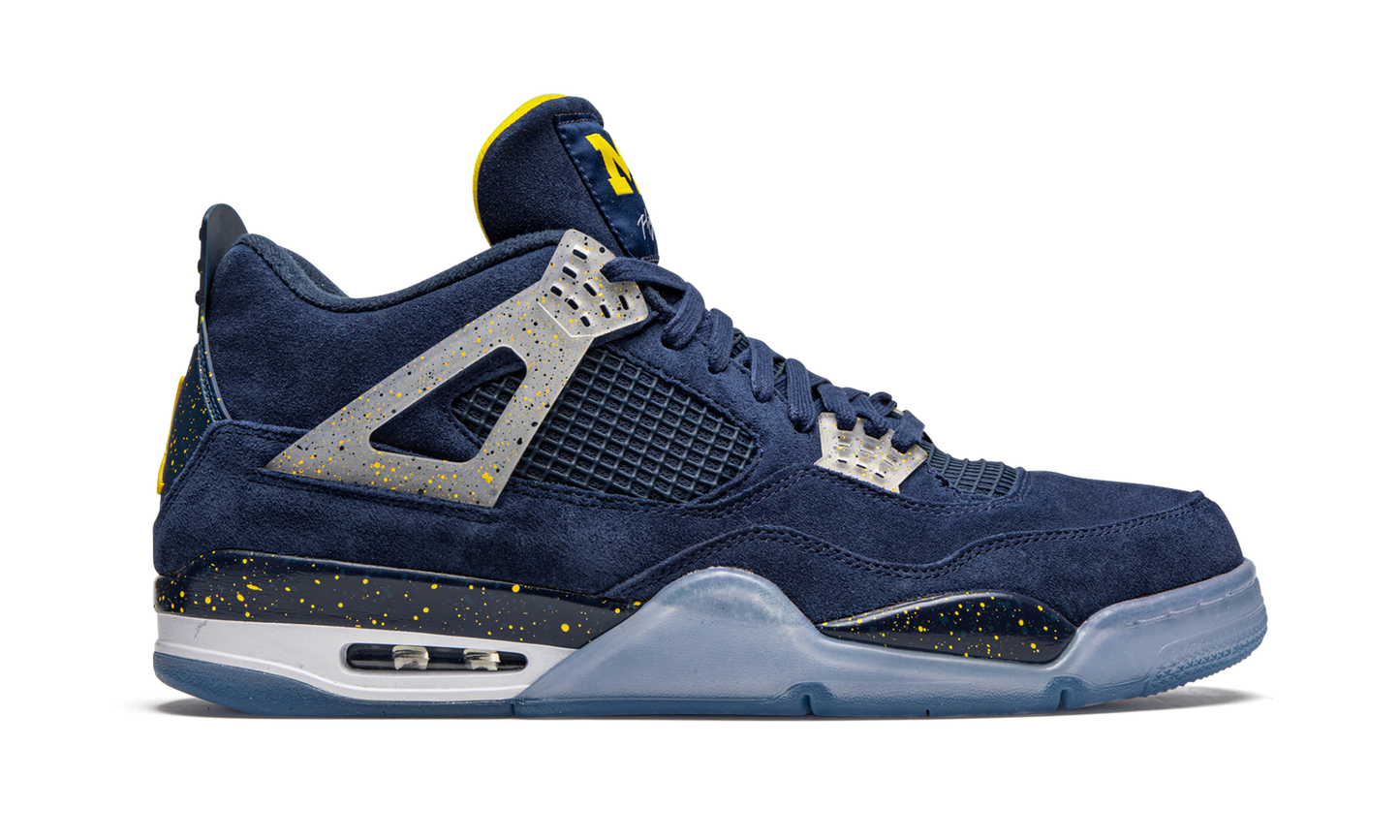 Air Jordan 4 Retro PE  Michigan