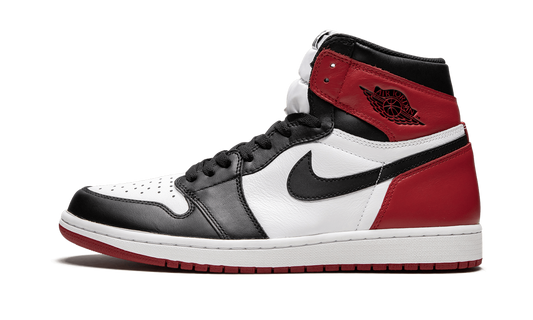 Air Jordan 1 Retro High OG  Black Toe 2016