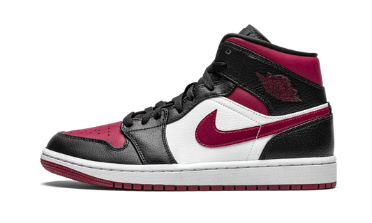 Air Jordan 1 Mid  Bred Toe