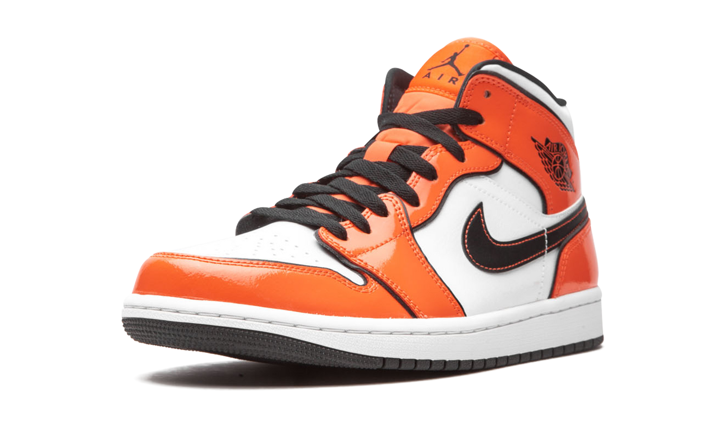 Air Jordan 1 Mid SE  Turf Orange