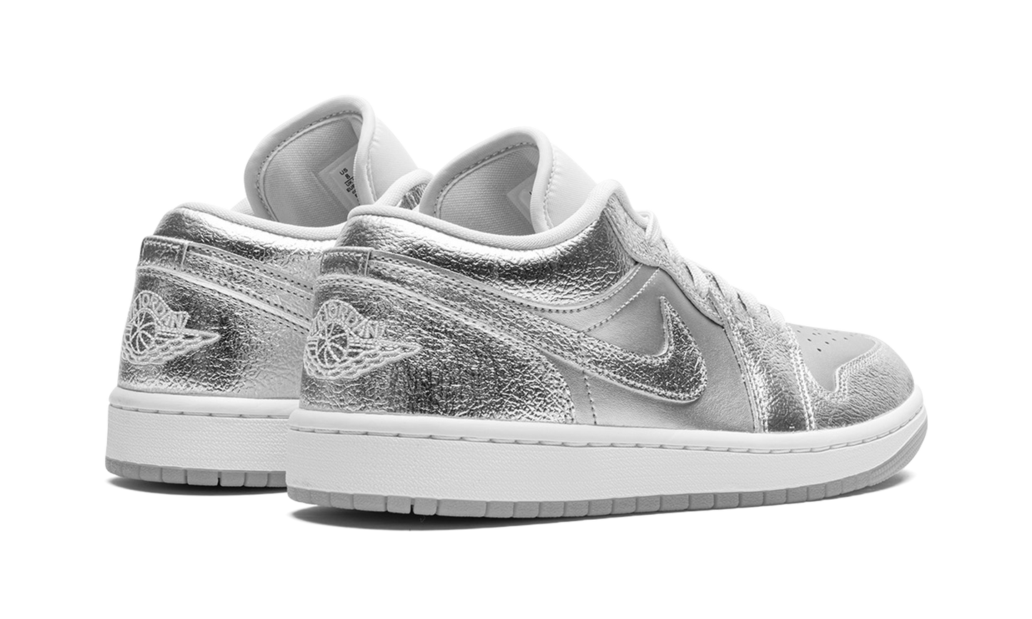 Air Jordan 1 Low SE WMNS  Metallic Silver