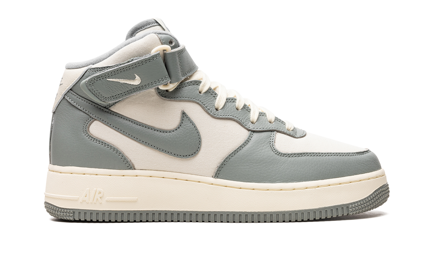 Air Force 1 Mid  Mica Green