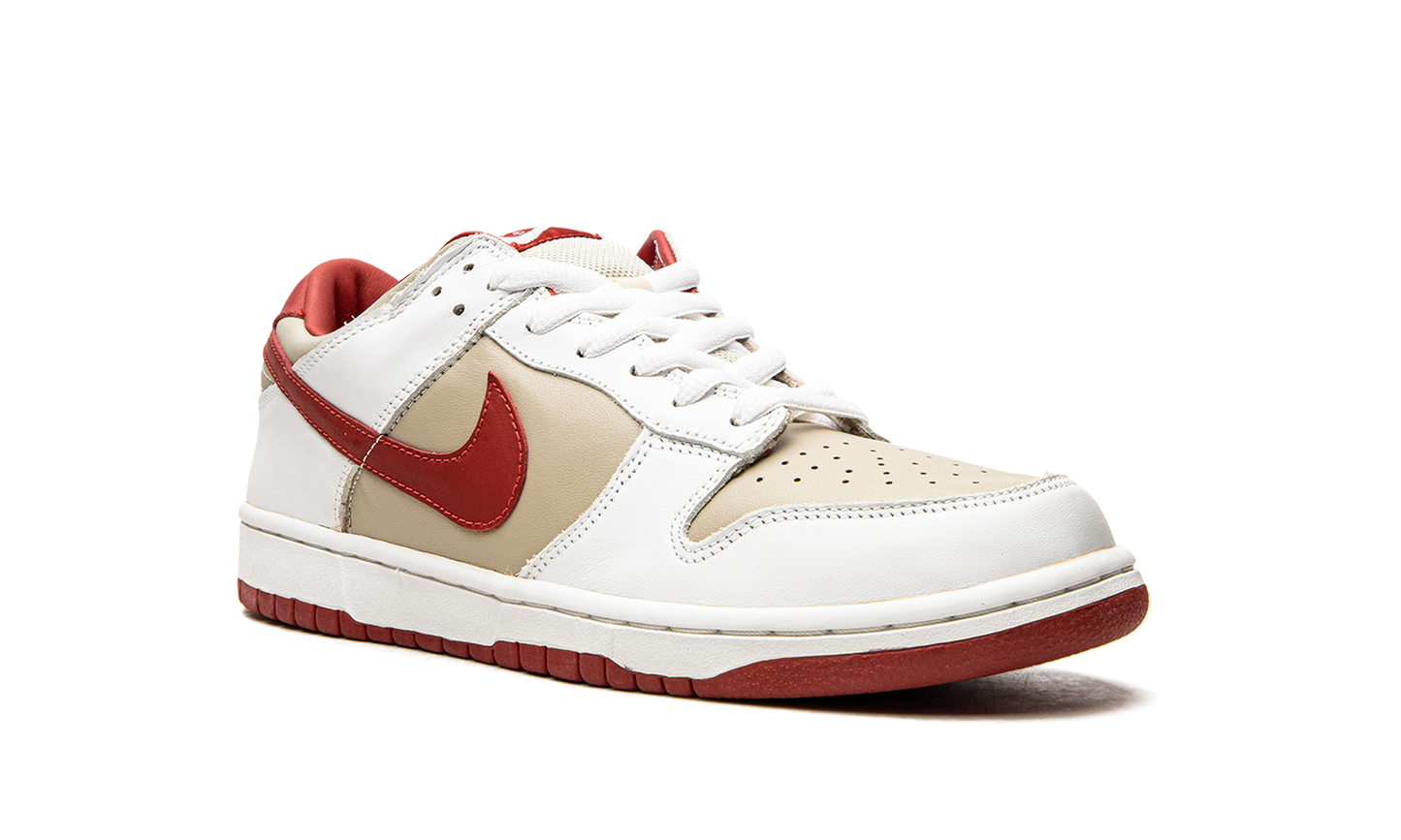 DUNK LO PRO MNS WMNS  Light Stone Varsity Red