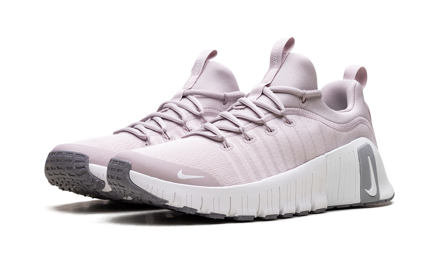 Free Metcon 6 WMNS  Platinum Violet