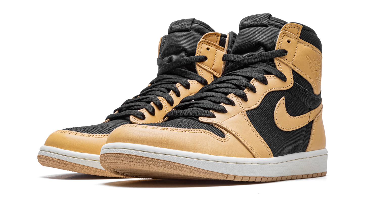 Air Jordan 1  Heirloom