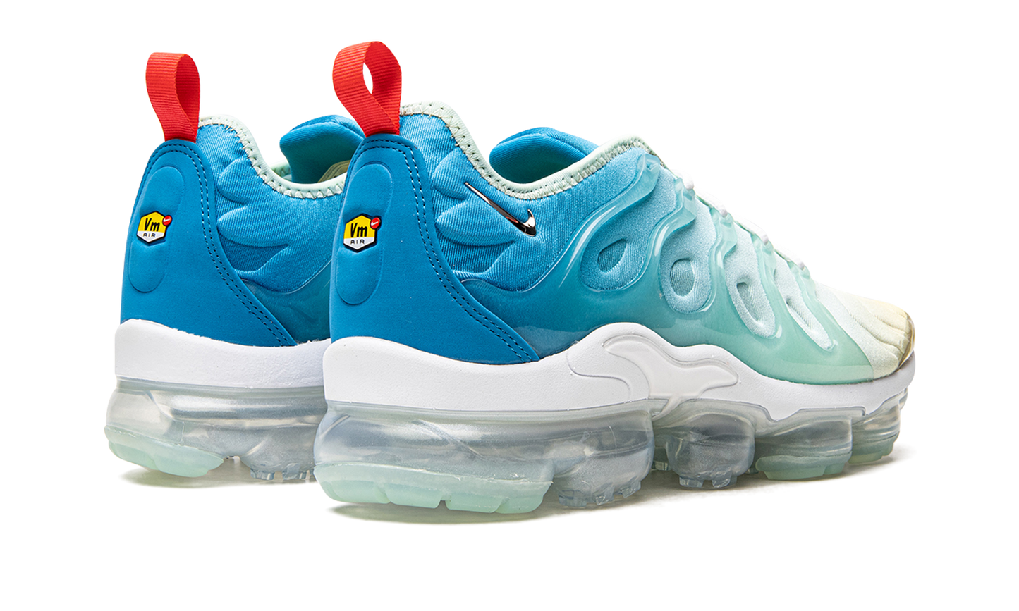 AIR VAPORMAX PLUS MNS WMNS  Since 1972