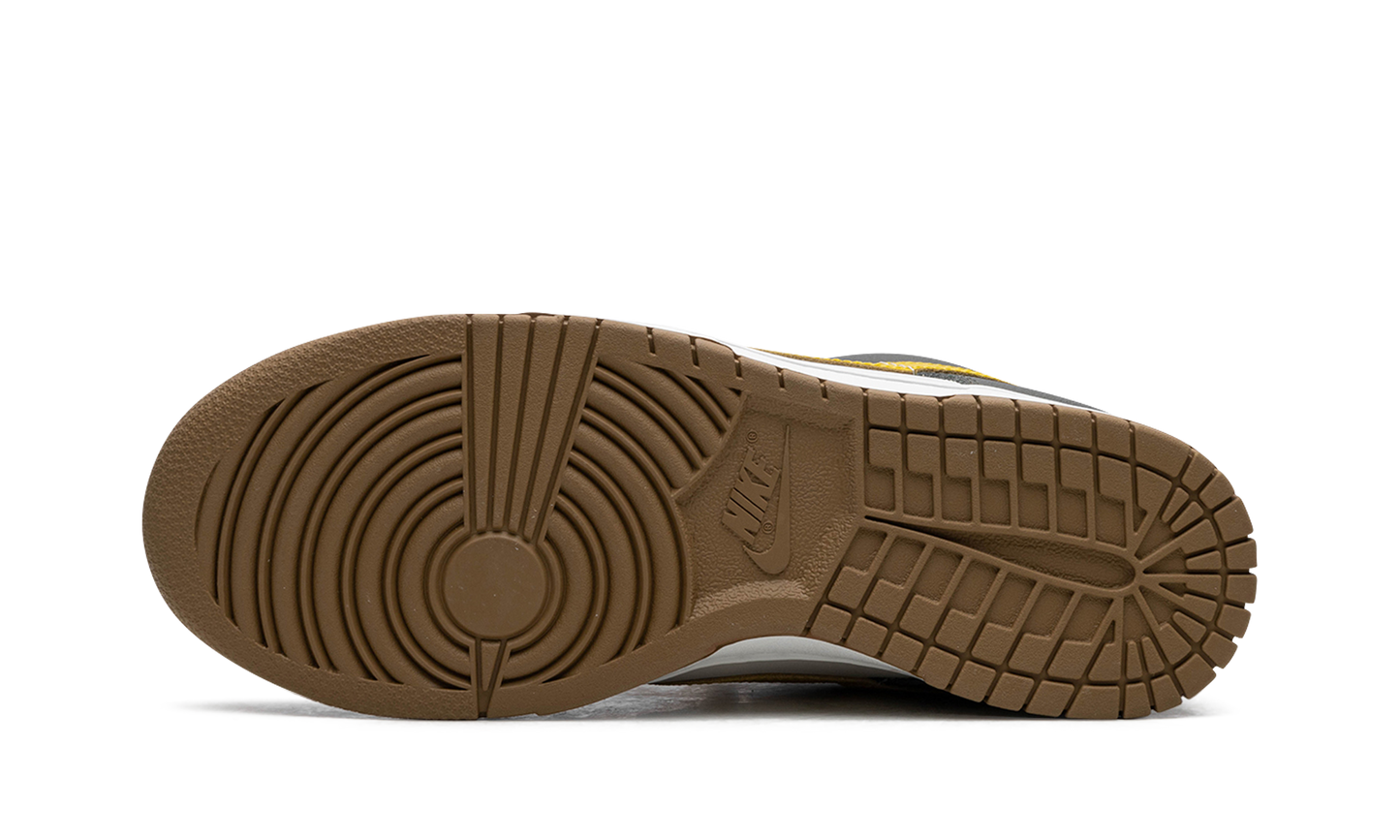 Dunk Low  Cargo Khaki / Vivid Sulfur