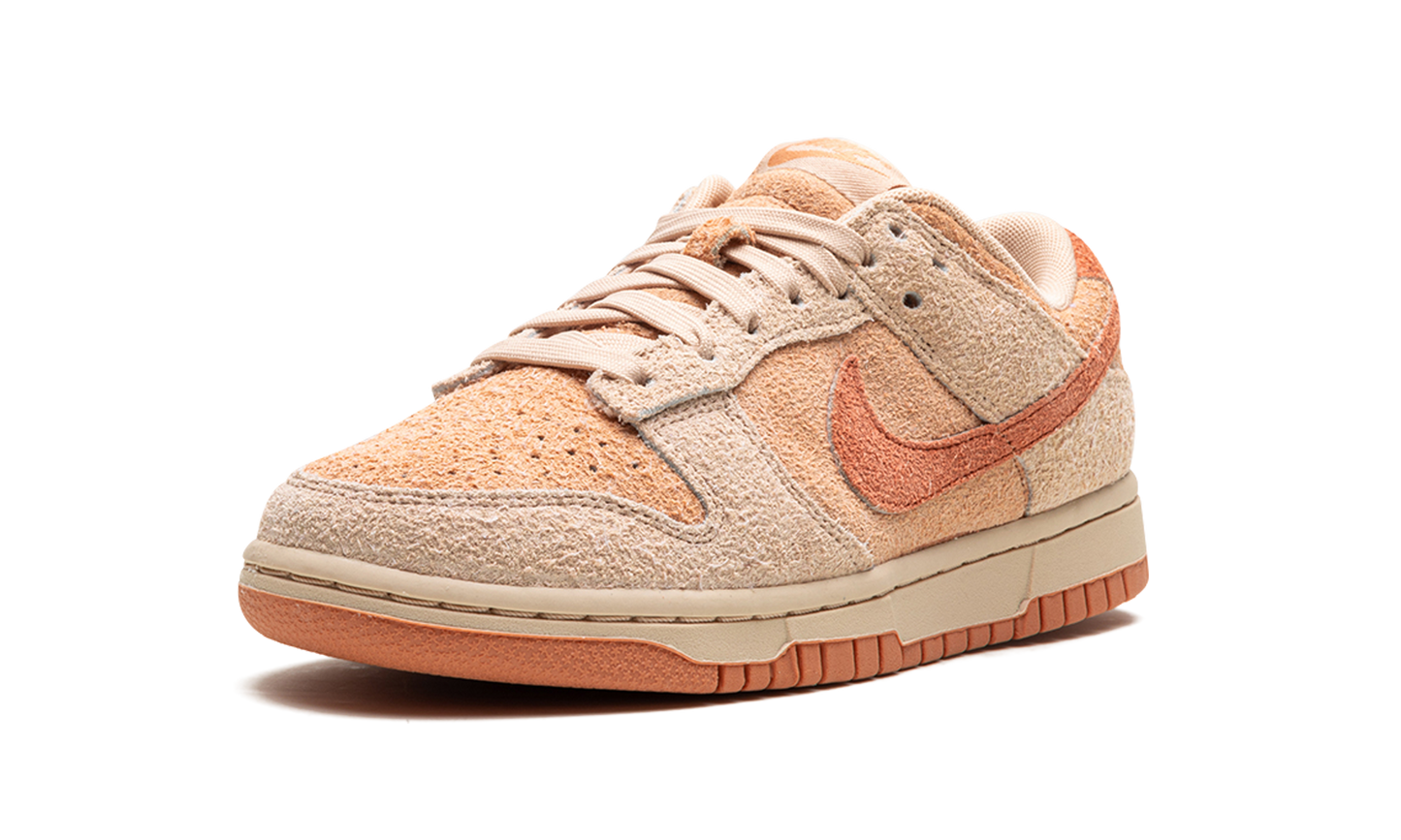 Dunk Low WMNS  Burnt Sunrise