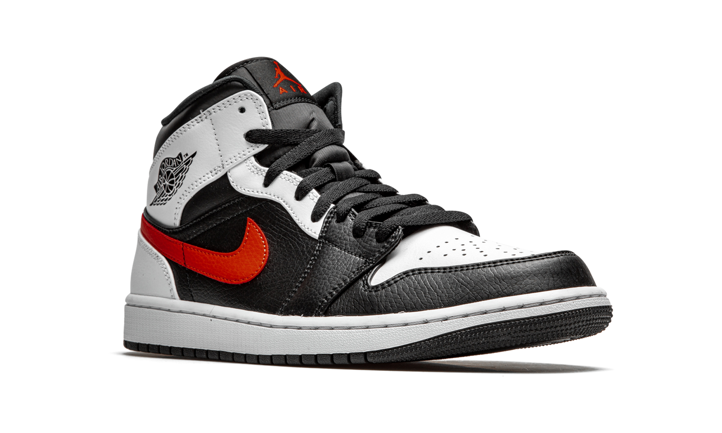 Air Jordan 1 Mid  Chile Red