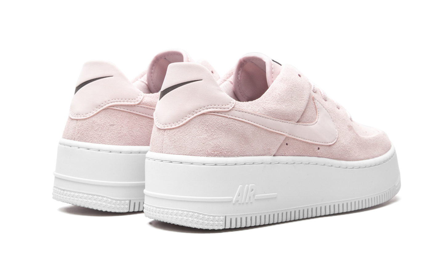 AIR FORCE 1 LO MNS WMNS  BARELY ROSE