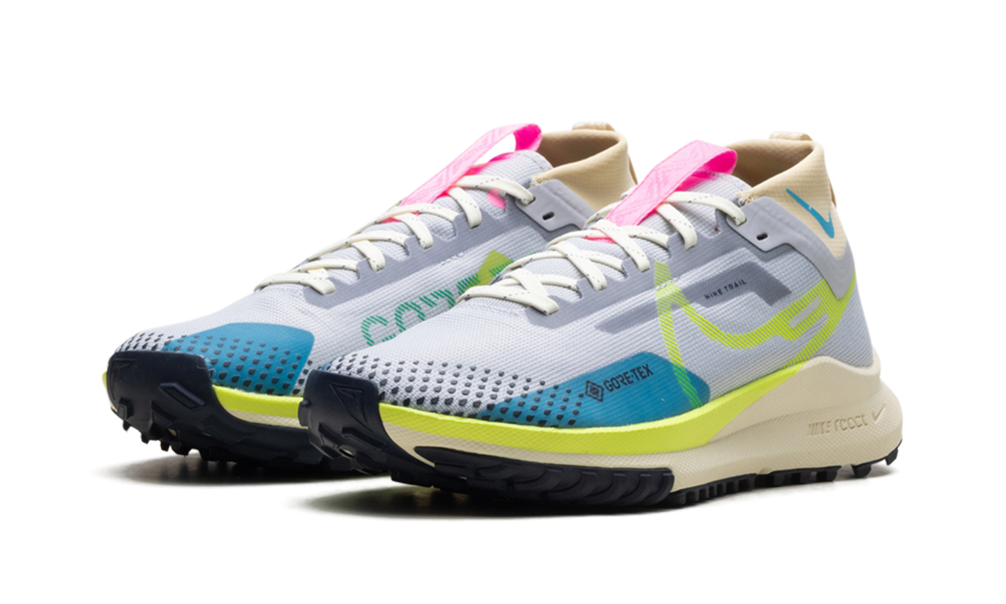 React Pegasus Trail 4 GORE-TEX WMNS  Wolf Grey Volt