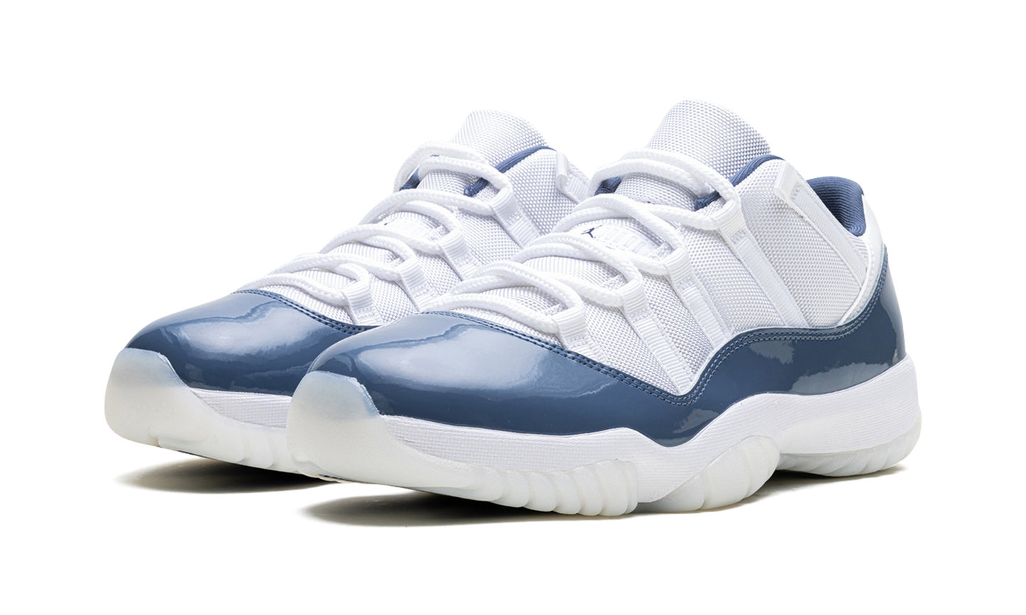Jordan 11 Retro Low  Diffused Blue