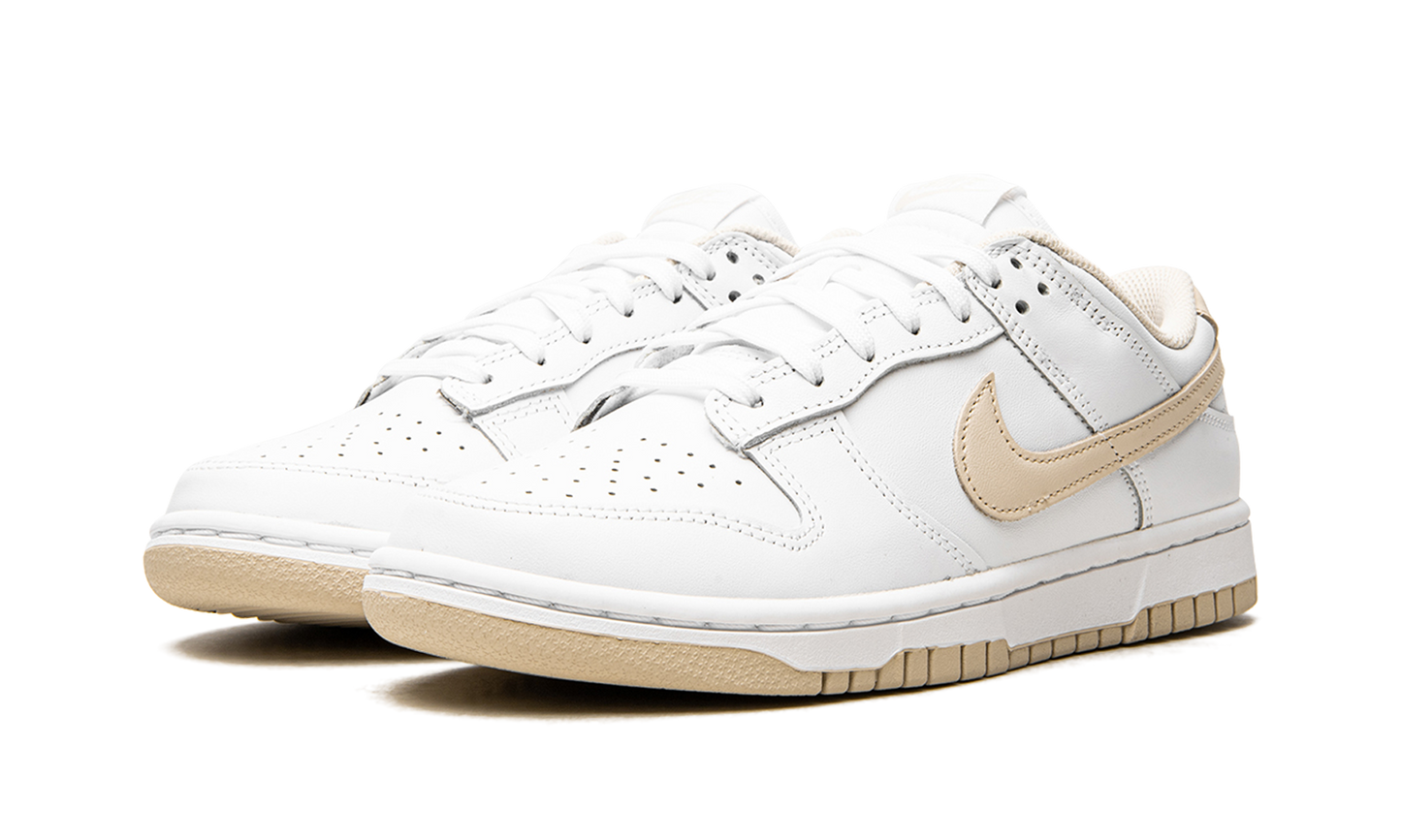 DUNK LO MNS WMNS  Pearl White