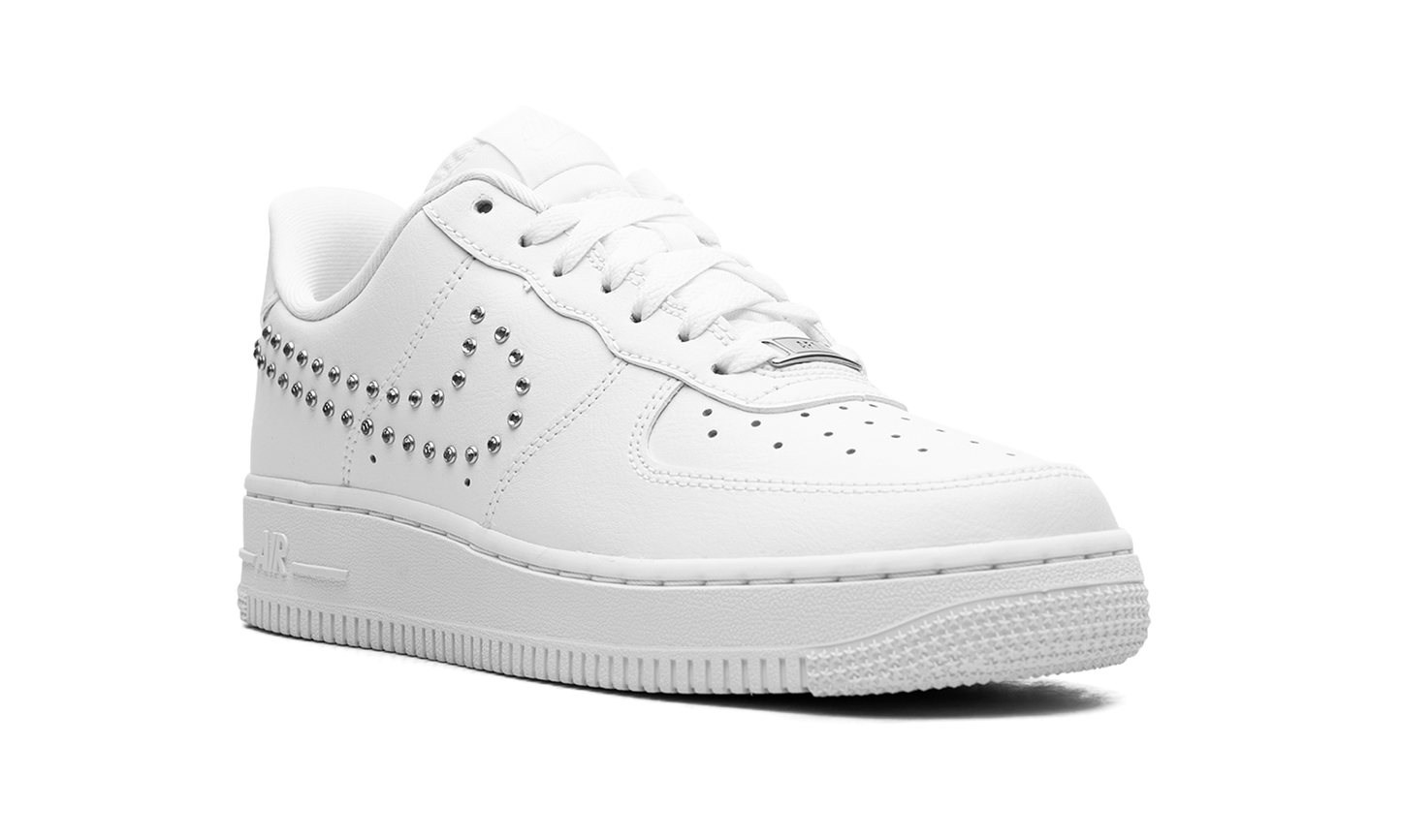 AIR FORCE 1 LO WMNS  White / Metallic Silver