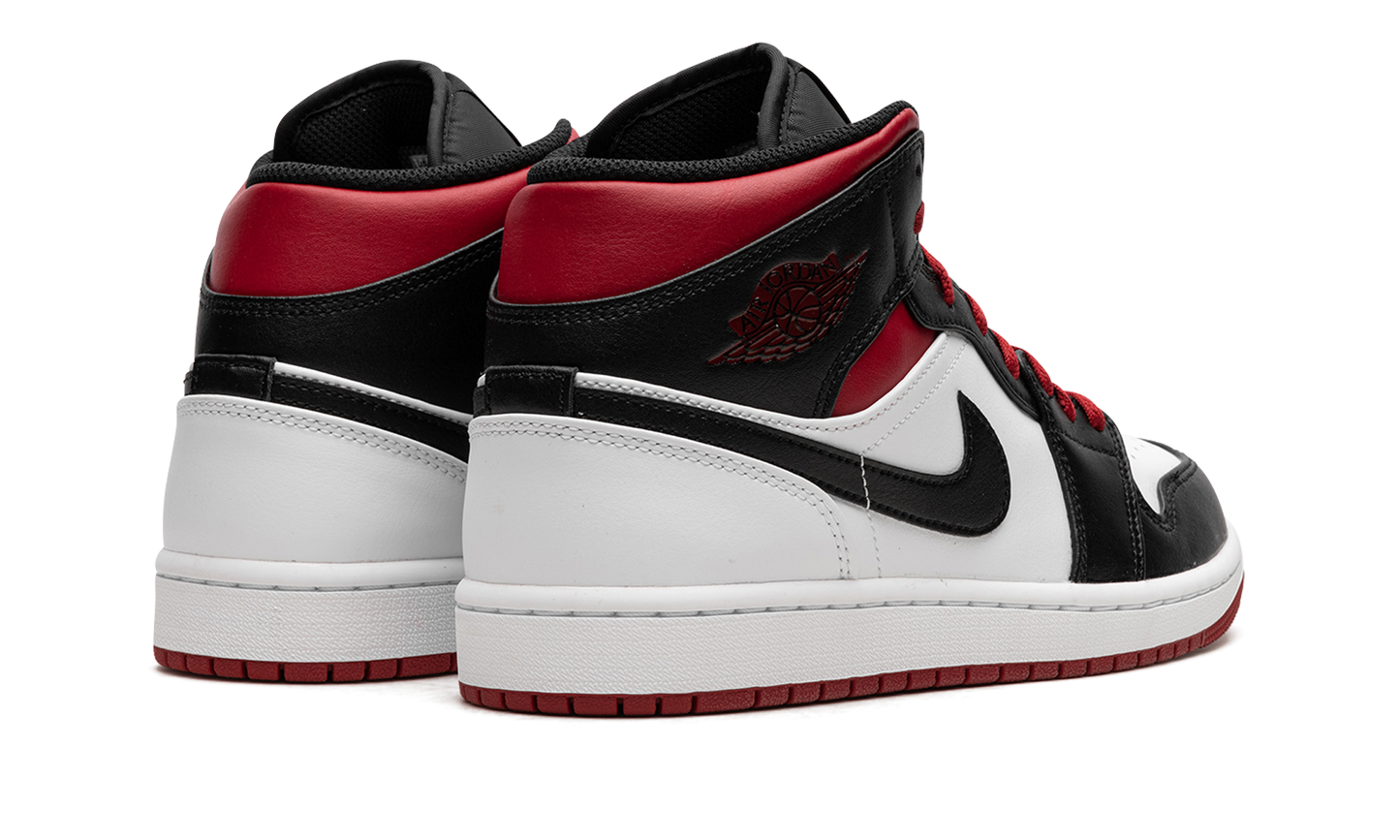 Air Jordan 1 Mid  Gym Red Black Toe