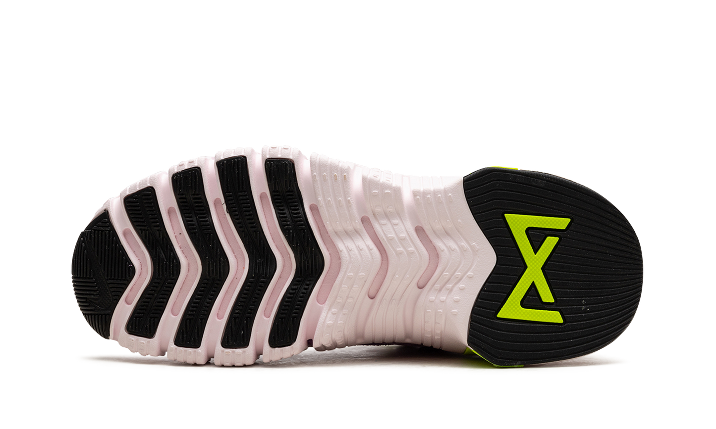 FREE METCON 4 WMNS  Fuchsia